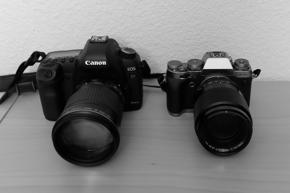 Comparatif en taille du Canon 5Dmkii et 135F2L et du Fujifilm XT-1 et de son 90 F2 XF WR