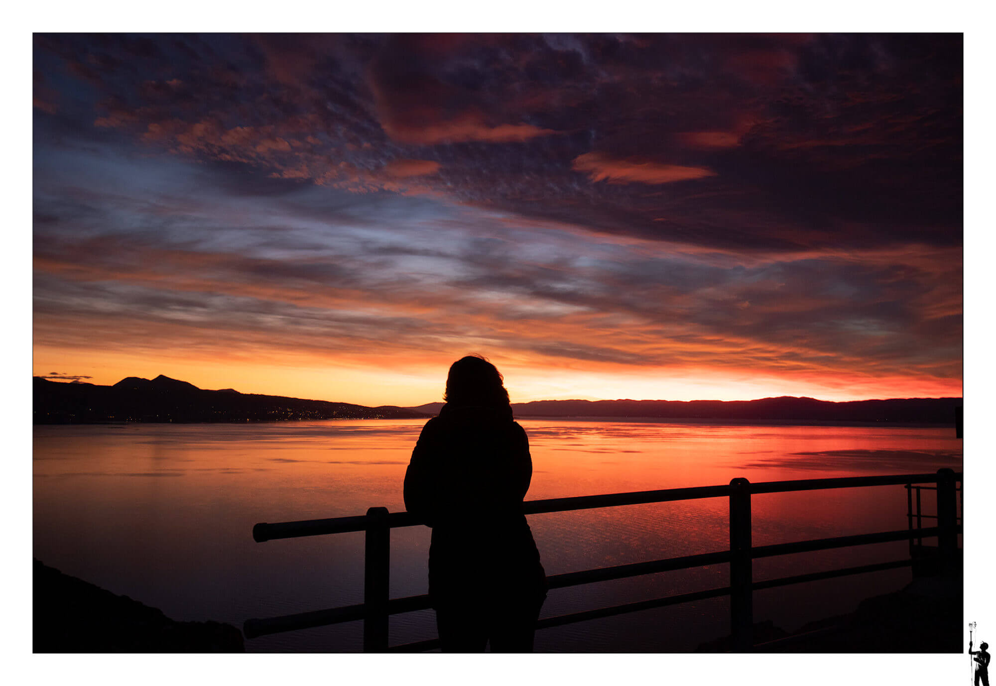 M50, le plaisir du léger.
Couché de soleil sur le lac Léman