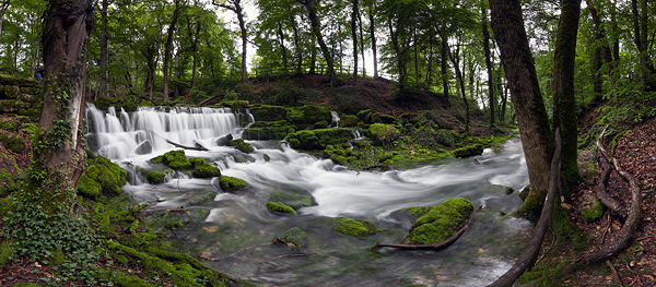 Source de la Venoge en Suisse en 360