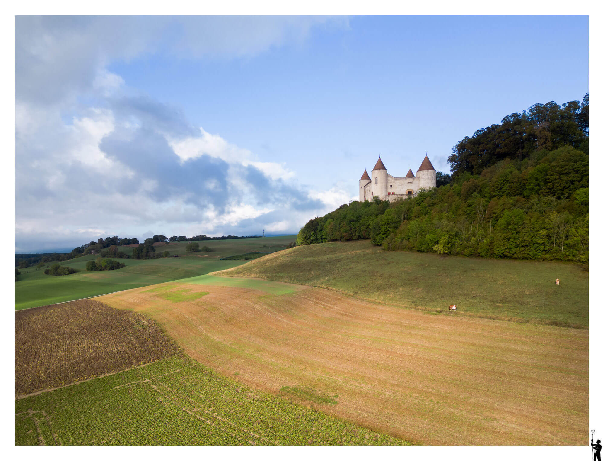 Champvent château drone