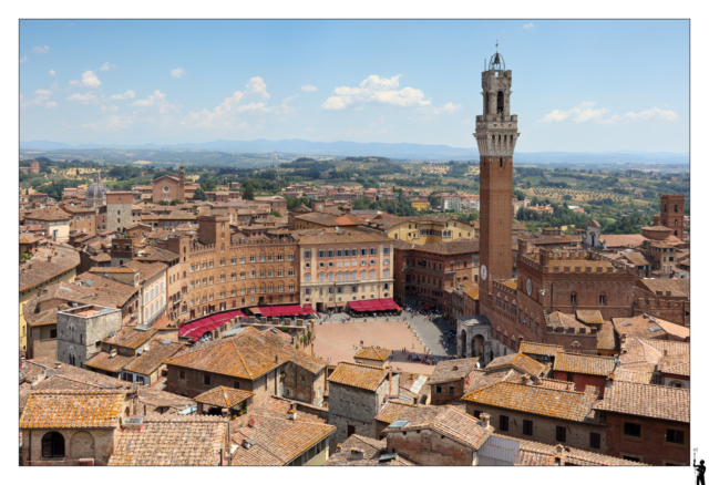 La célèbre place de Sienne en Toscane