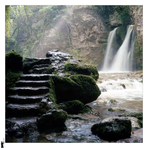 Chute de la Tine de Conflens en argentique 6x6