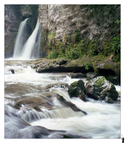 Chute de la Tine de Conflens en argentique 6x6