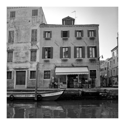Photo au 6x6 argentique noir et blanc à Venise Canaregio