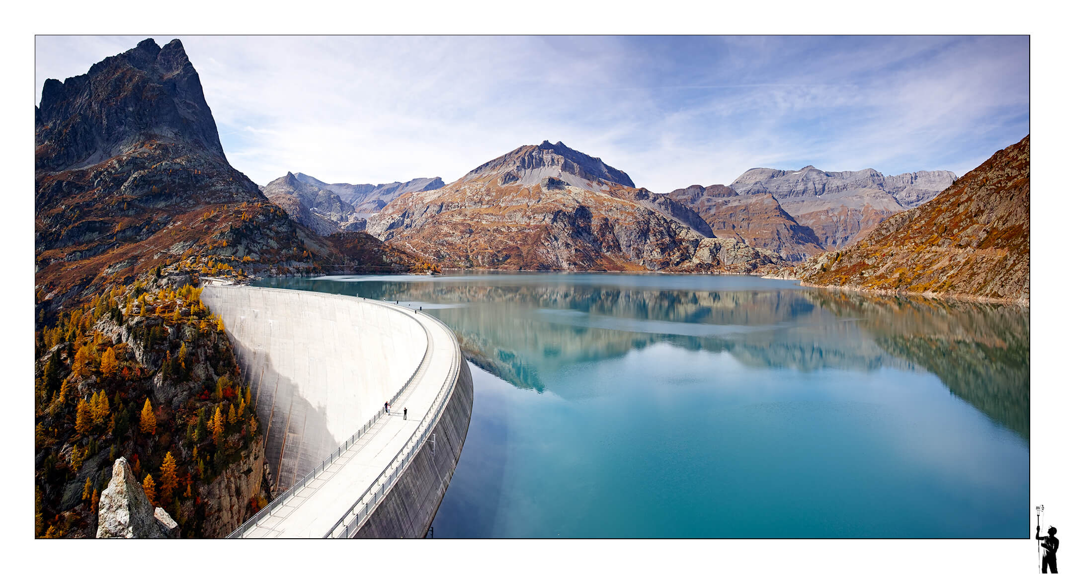 Deuxième image du célèbre barrage d'Emosson prise un peu plus haut